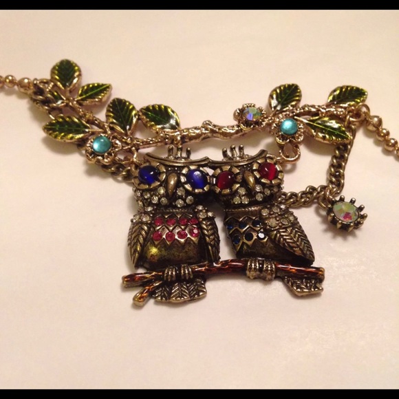🛍️SOLD🛍️ NWT Betsey Johnson Woodland Statement Necklace - Picture 6 of 8